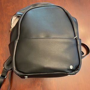 COPY - Little Unicorn Diaper Bag - Leather - Like New